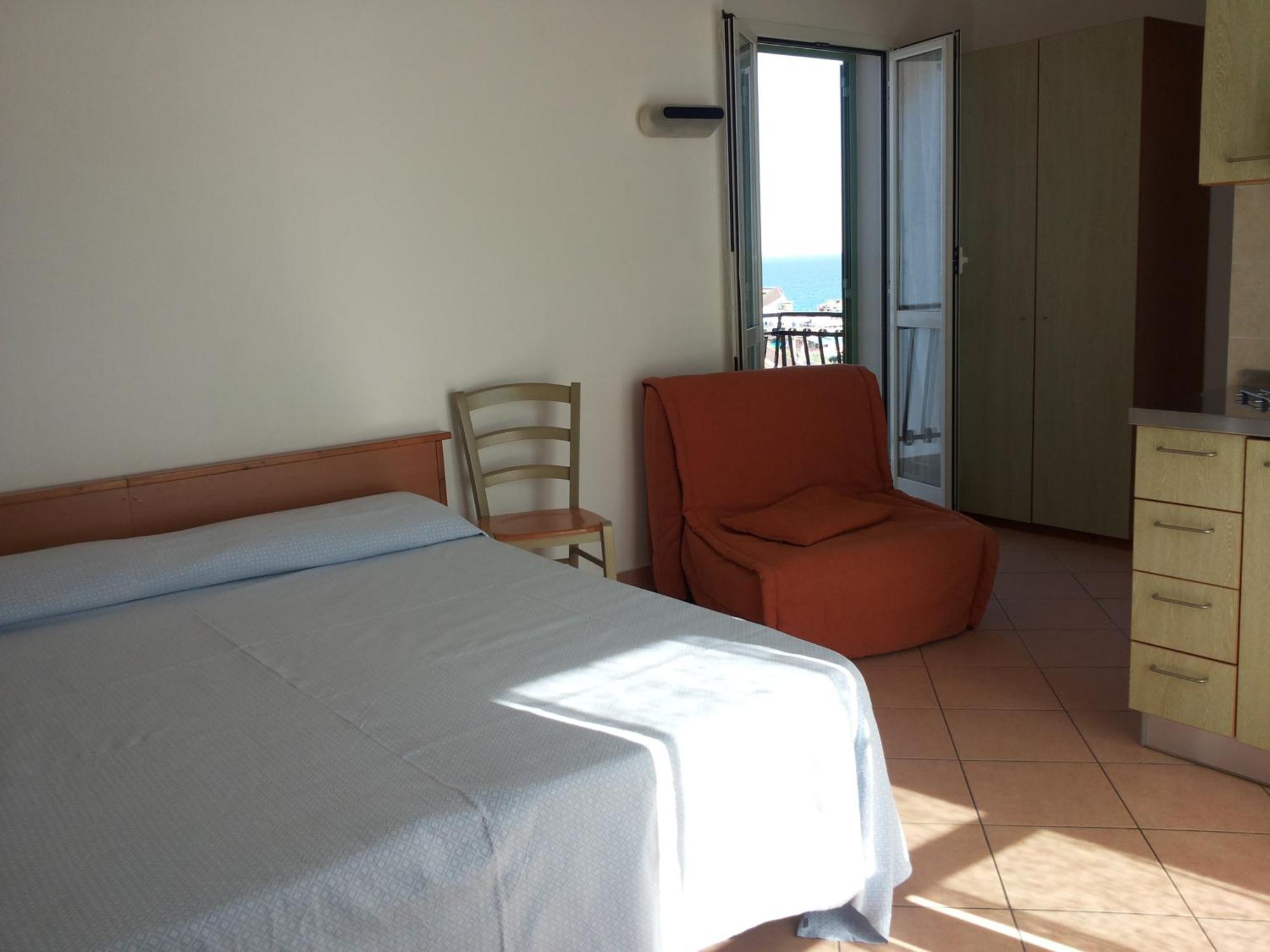 Residence Oleandro Pietra Ligure Zimmer foto